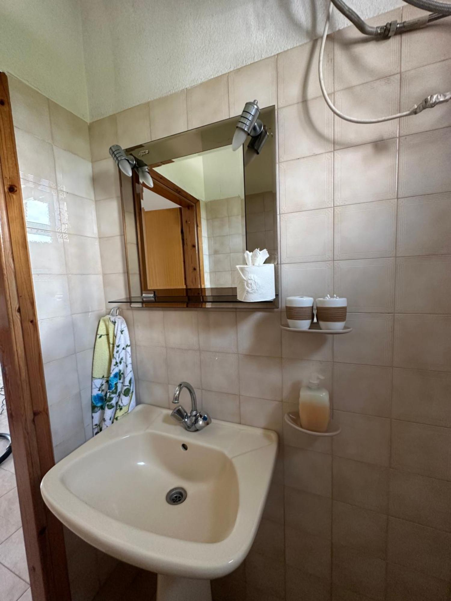 Vrea Home Vrasná Esterno foto